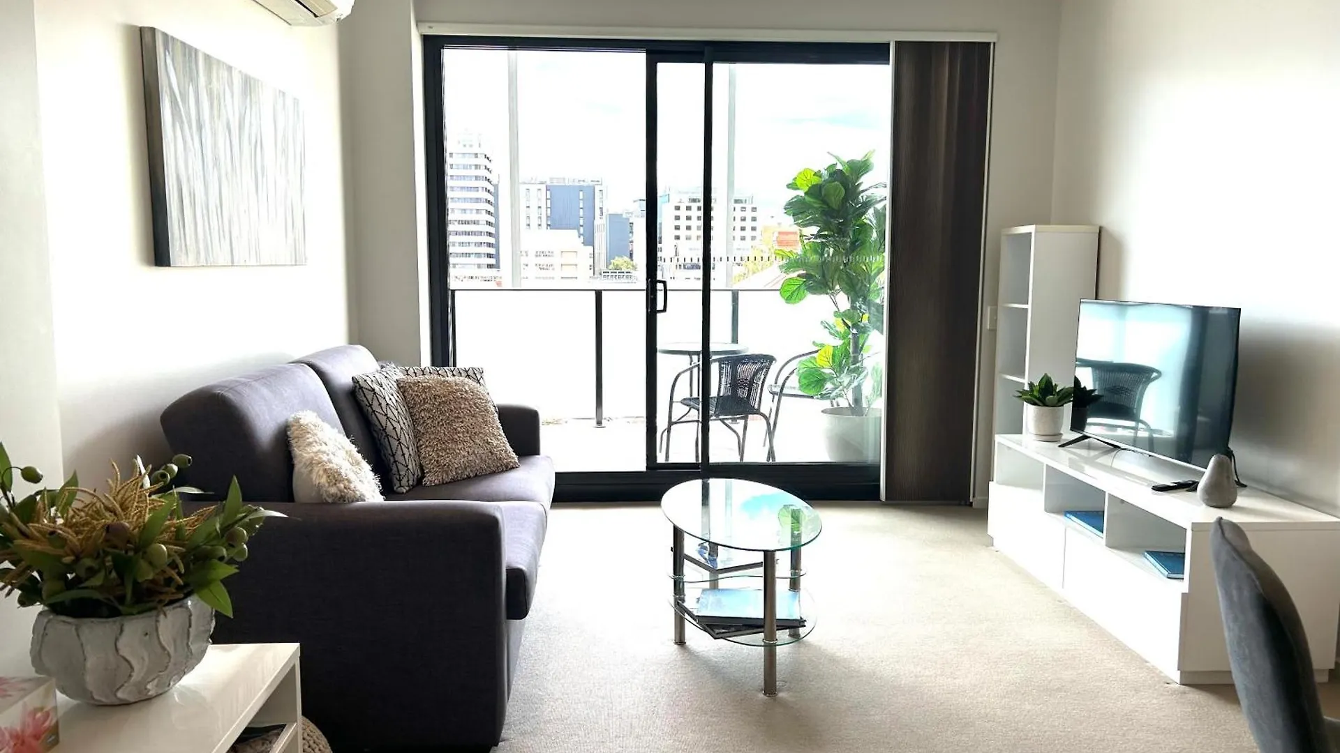 Hobart Inner City Apartment